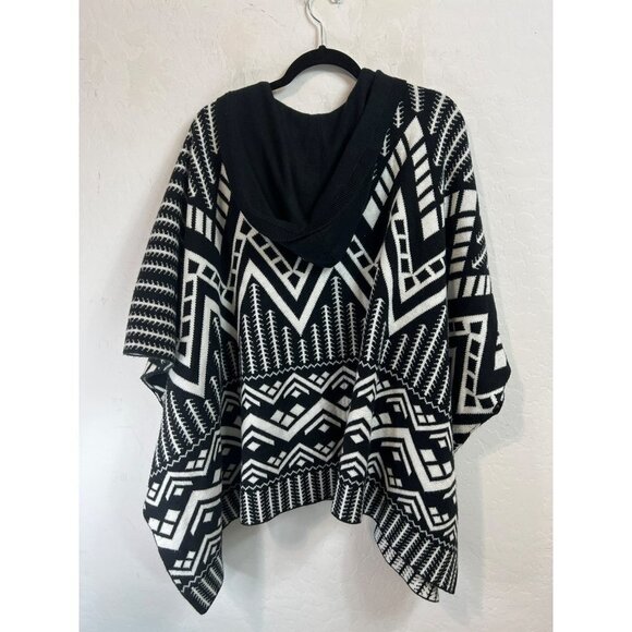Express OS Southwestern Print Black White Poncho Cape Wrap Pullover Hoodie - Picture 5 of 6